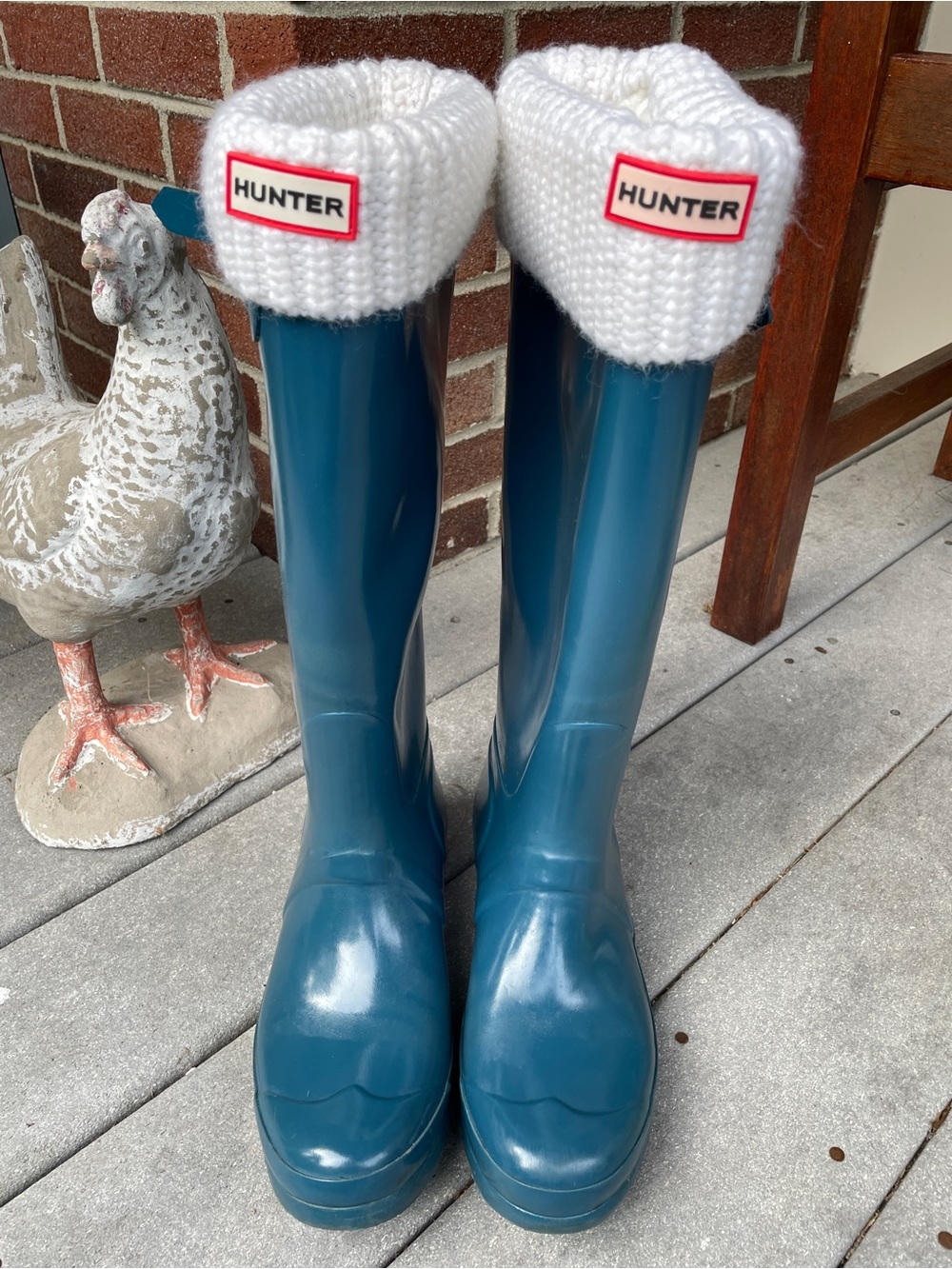 Hunter Original Tall Gloss Rain Boots Slate Blue 9 + Cable Sock Liners